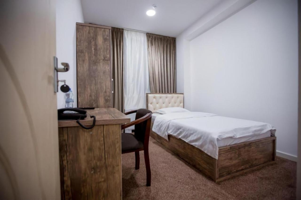 Hilal Hotel Tachkent Extérieur photo